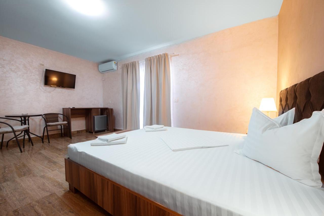 Hotel La Dudu Vama Veche Exteriér fotografie