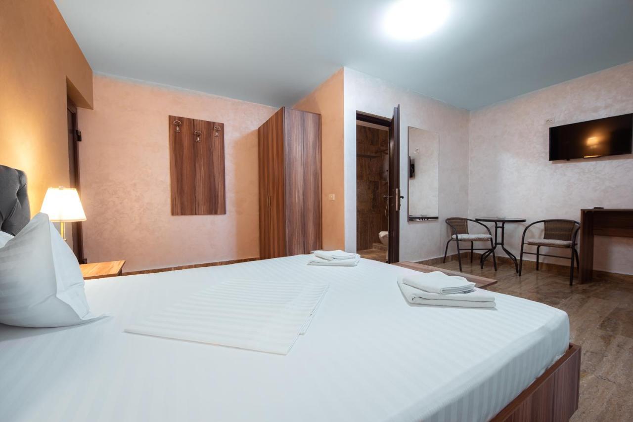 Hotel La Dudu Vama Veche Exteriér fotografie